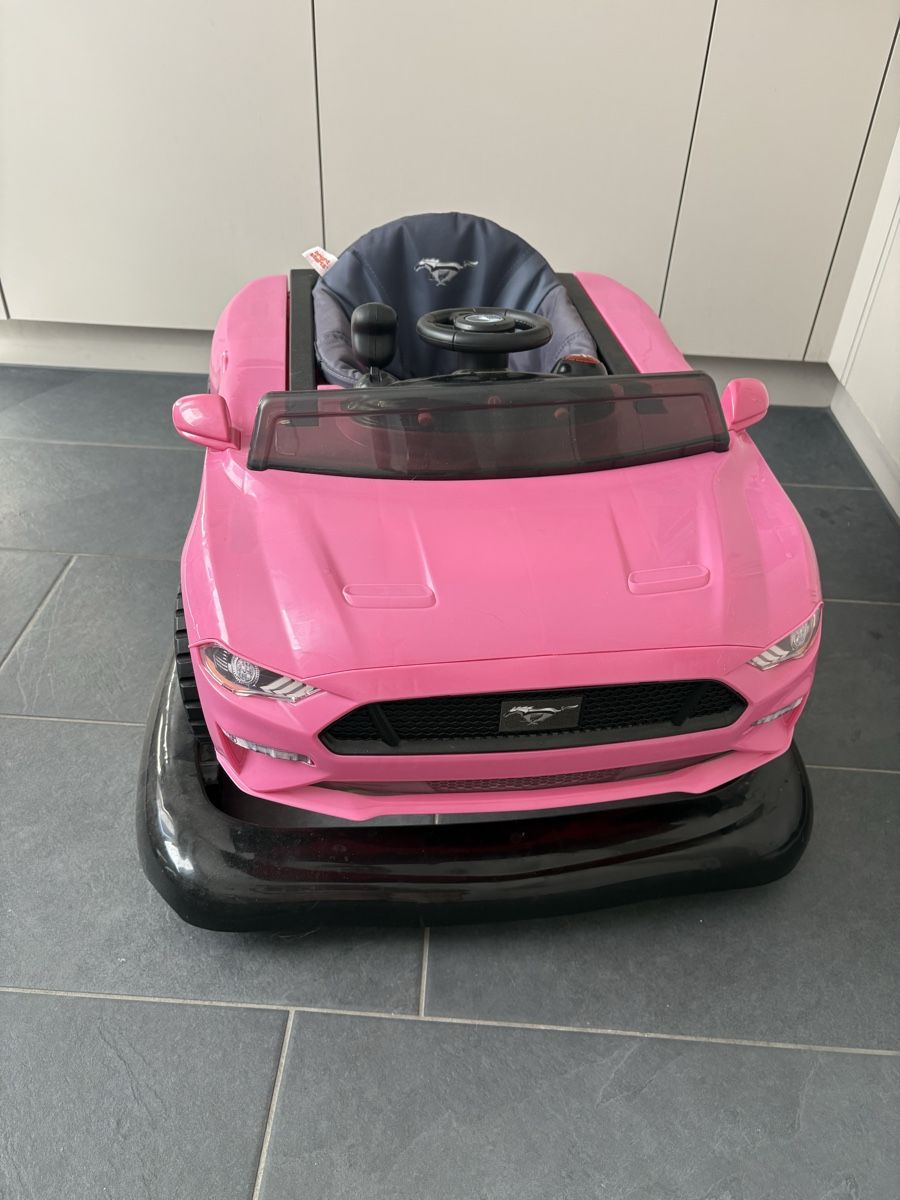 Véhicules pour enfants: Mustang Baby Auto – D'occasion à Basel par Merita27 2