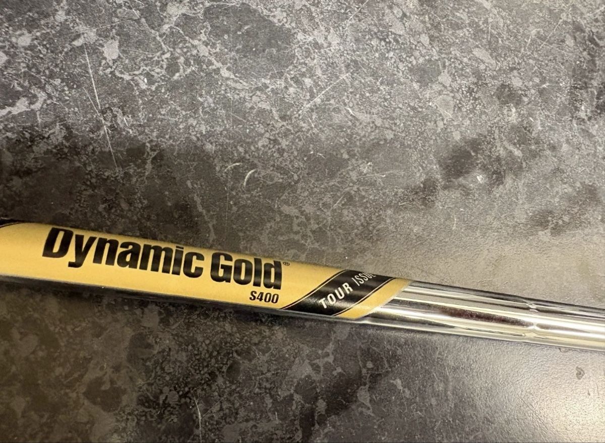 Schläger & Sets: 3x Dynamic Gold Tour Issue S400 Schäfte – Gebraucht aus Pontresina von eschp0