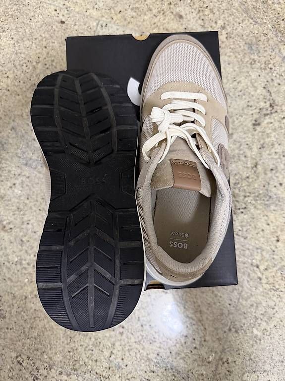 Scarpe da uomo: BOSS Niedrige Sneaker Vinston Schuhgröße 43 – Usato da Zürich venduto da meti1975 3