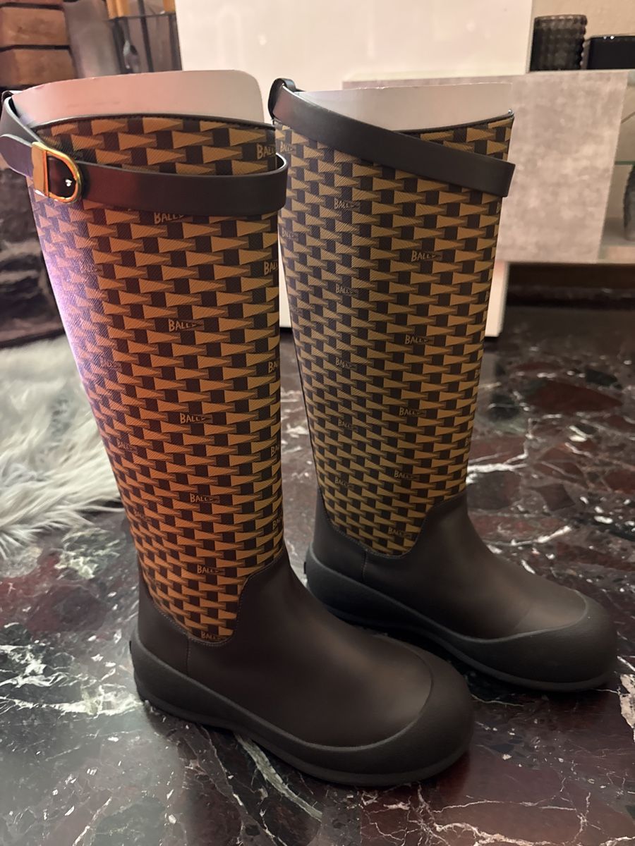 Bally Scarpe da donna: Bally Stiefel Neu (38) – Nuovo e nell'imballaggio originale da Vezia venduto da sidu03 1