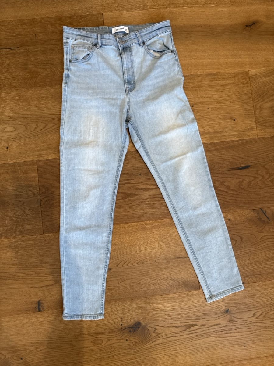 Pull&Bear Jeans: Jeans PULL&BEAR hellblau – D'occasion à Zweidlen par sweetchili_03