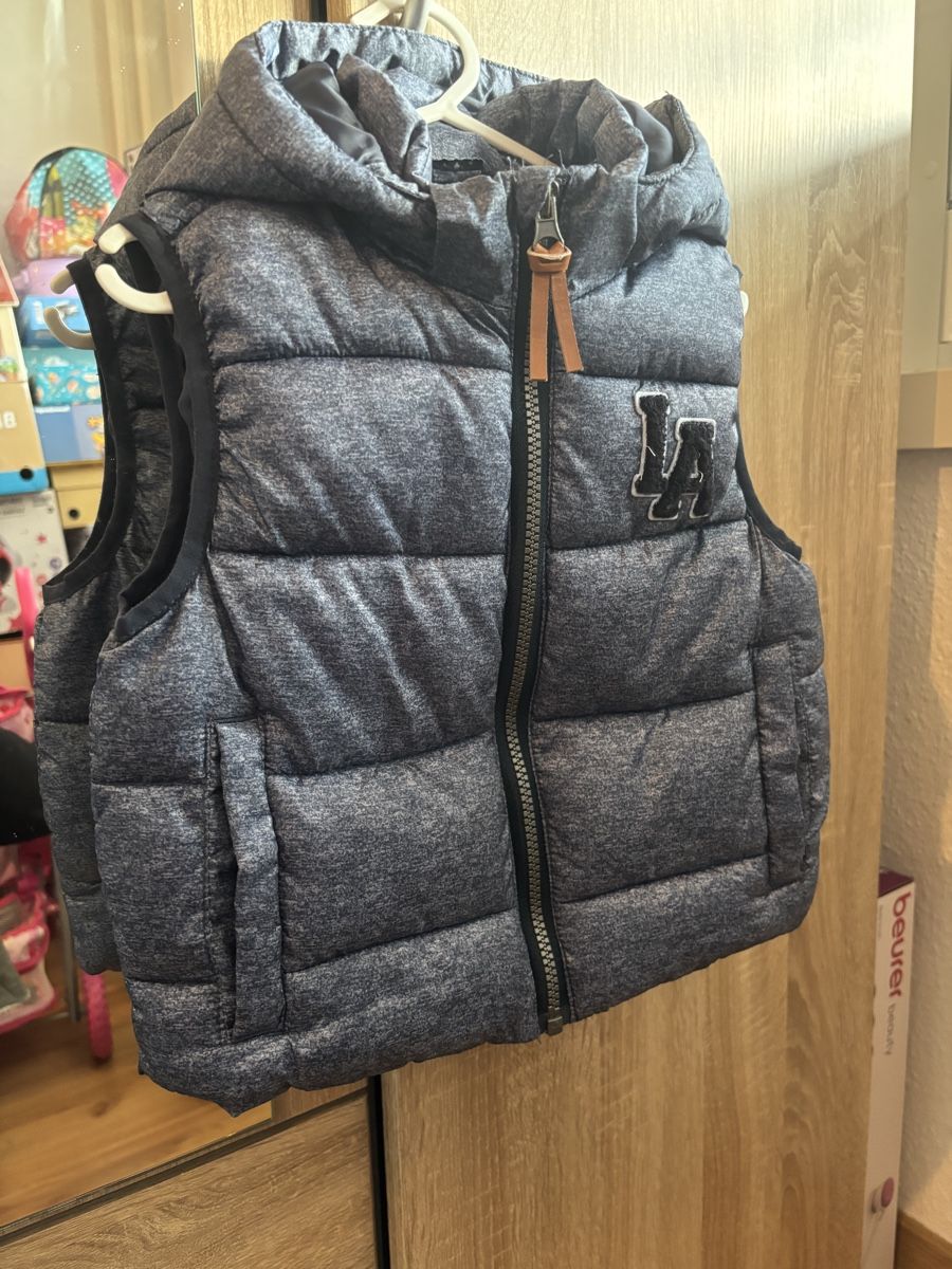 H&M Sonstige Jungenkleidung: Kinder Gilet – Gebraucht aus volketswil von Sisi521