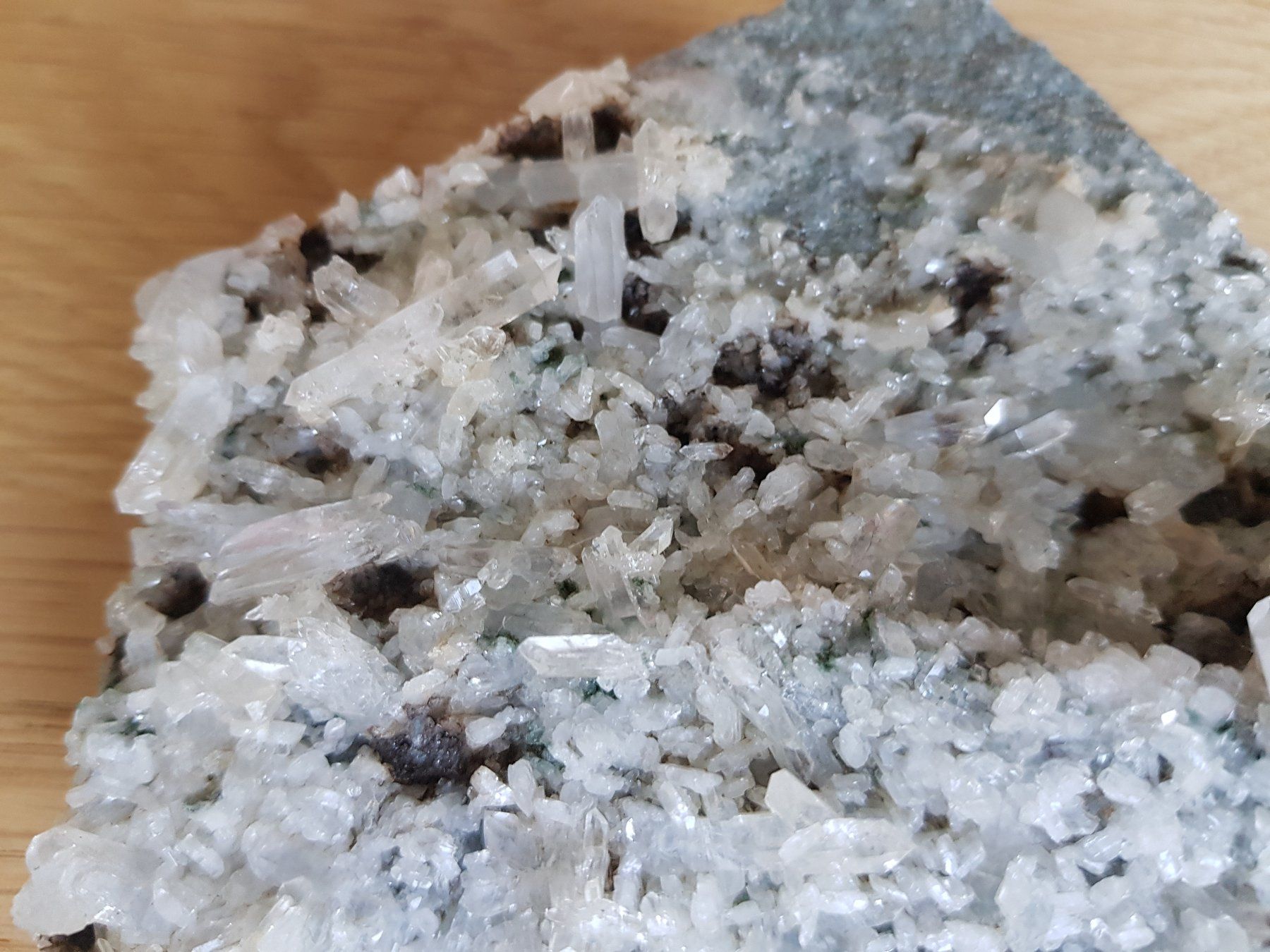 Minerali & Pietre curative: Bergkristall mit Albit - Eigenfunde Wallis – Nuovo (secondo la descrizione) da Martigny venduto da yan_7tnz 4