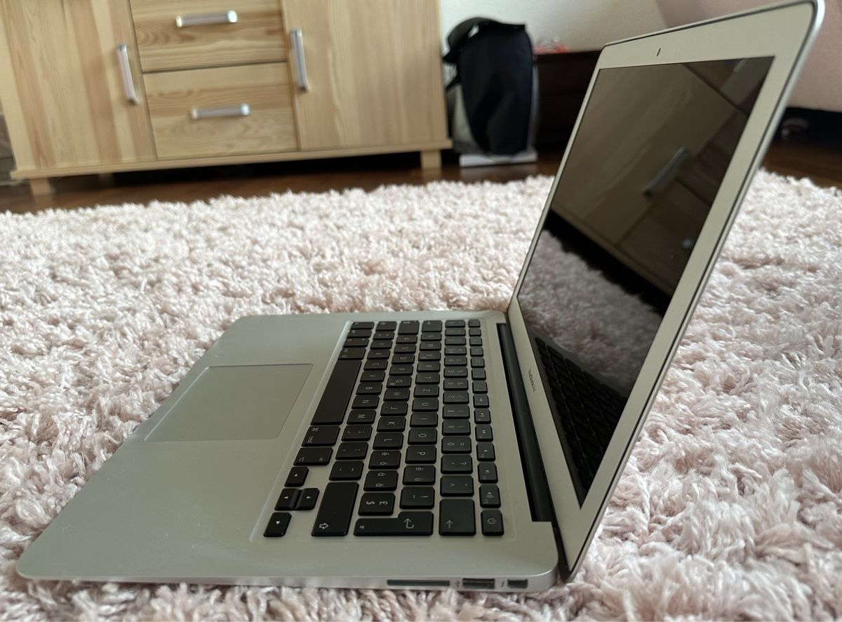 Apple Portables: MacBook Air – D'occasion à Herzogenbuchsee par SaRaDe77 1