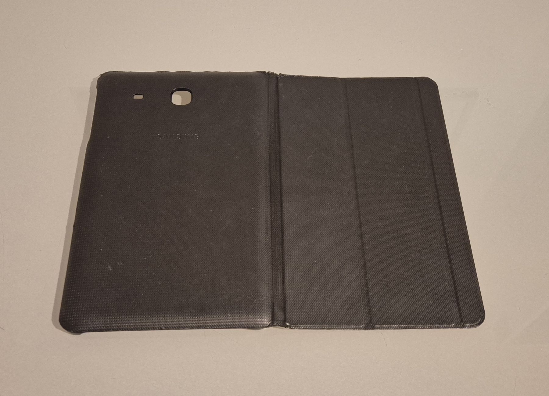 Samsung Tablet PC: Galaxy Tab E (SM-T560) mit Hülle – Usato da Rieden AG venduto da Marcse95 6