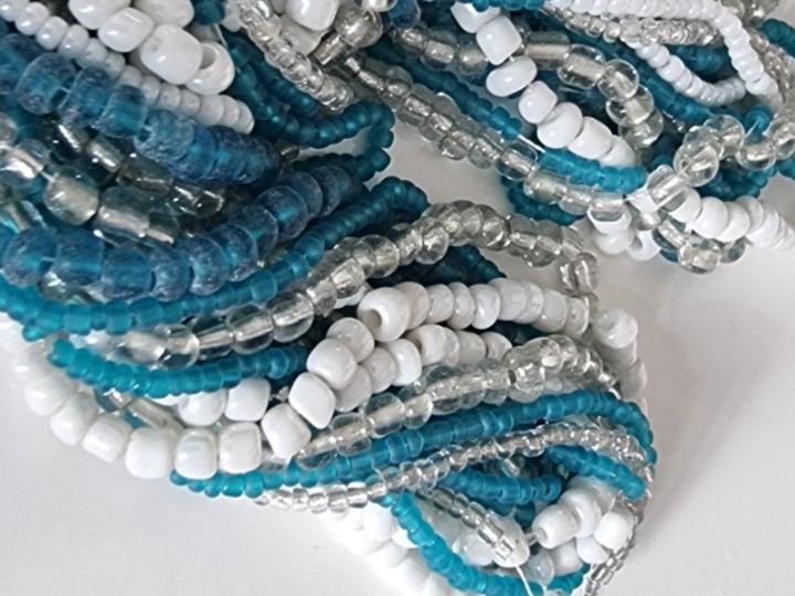 Perlen (unechte): Perlen Lot 10 Stränge Glas super Angebot! – Neu und originalverpackt aus Wangen SZ von summus 2