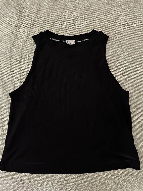 Top: Sport Top (H&M, S) – Usato da Schlieren venduto da mit_6lx7
