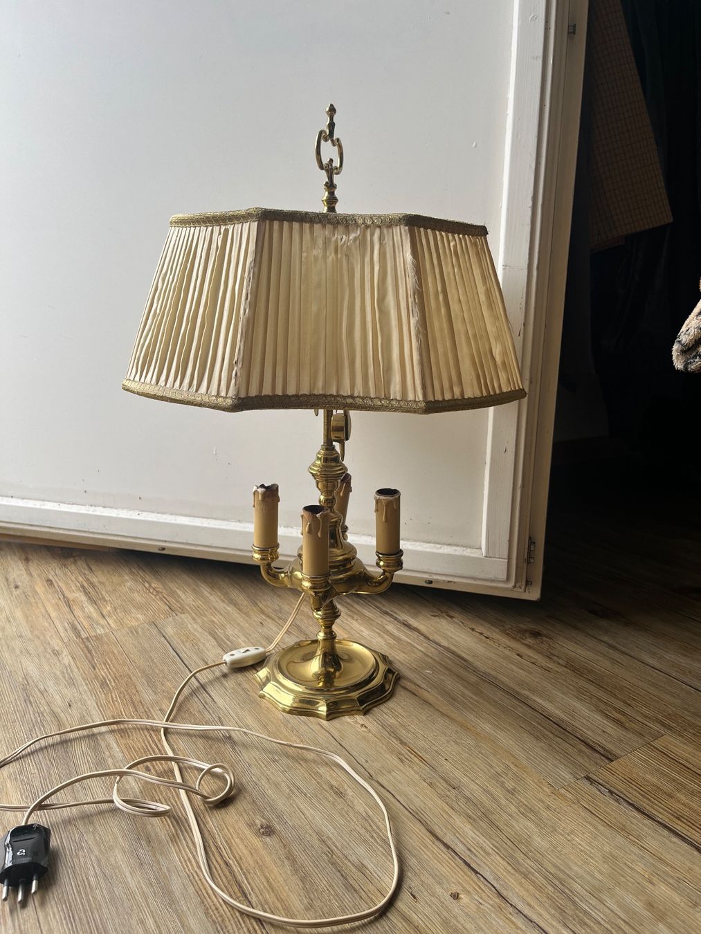 Lampade: Antike Bouillotte-Lampe – Usato da Basel venduto da aurelie.cuenot
