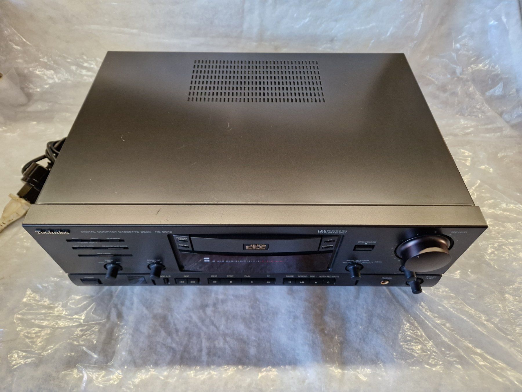 Technics Registratori: Technics Digital Compact Cassette Deck RS-DC10 – Usato da Wädenswil venduto da tome70 1