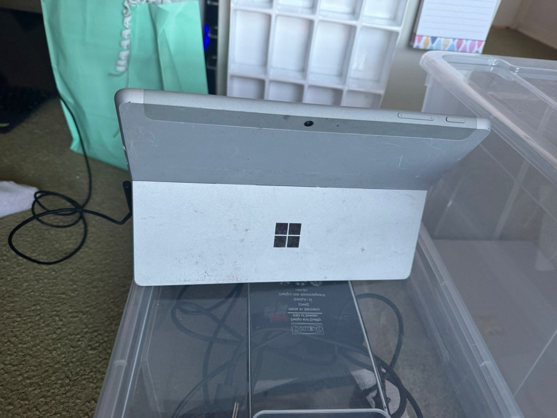 Microsoft Notebooks: Surface Go 2 - 128gb Windows 11 guter Zustand – Gebraucht aus Olten von HoYa01 1