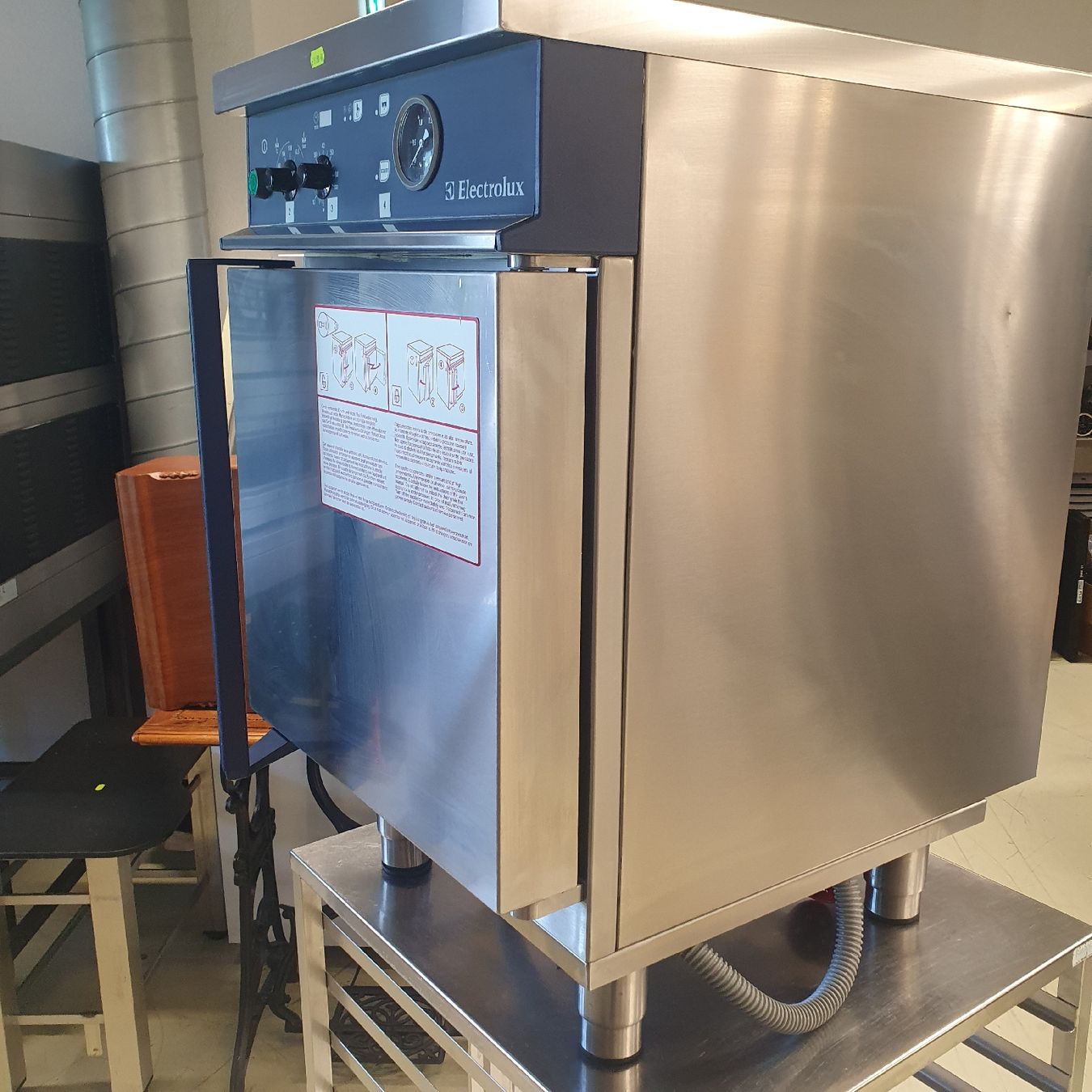 Electrolux Elettrodomestici da cucina: Electrolux  Druckdamfer – Usato da Niederwangen BE venduto da HasGastrobedarf 3