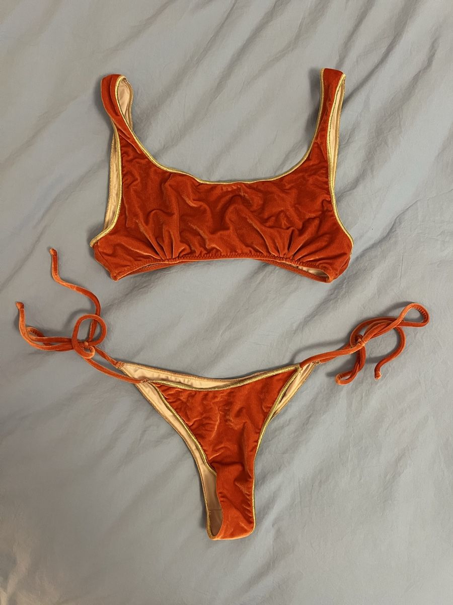 Costumi da bagno & Bikini: Bikini Lovers Made in Italy – Usato da Zürich venduto da sop_xbd7