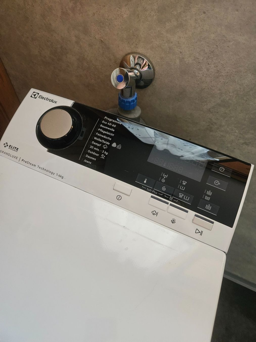 Electrolux Lavatrici: Waschmaschine Electrolux Toplader – Usato da Rüti ZH venduto da looren94 1