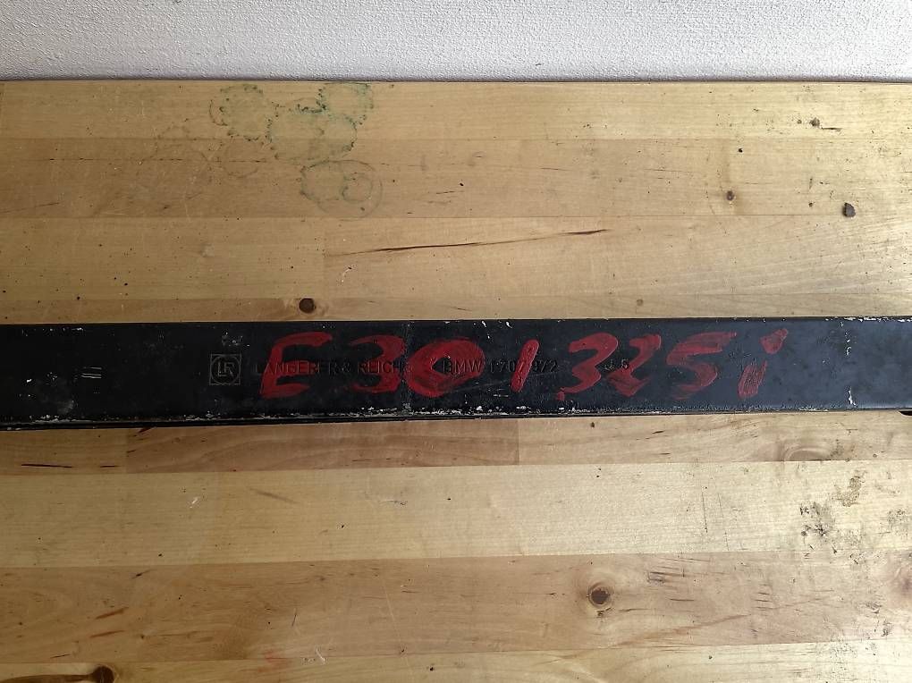 Toutes les pièces auto: BMW E30 325i Ölkühler – D'occasion à Reinach BL par mme_c9k2 1