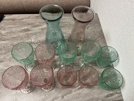 Glas Set Vasen und Gläser in Rosa und Grün gebraucht
