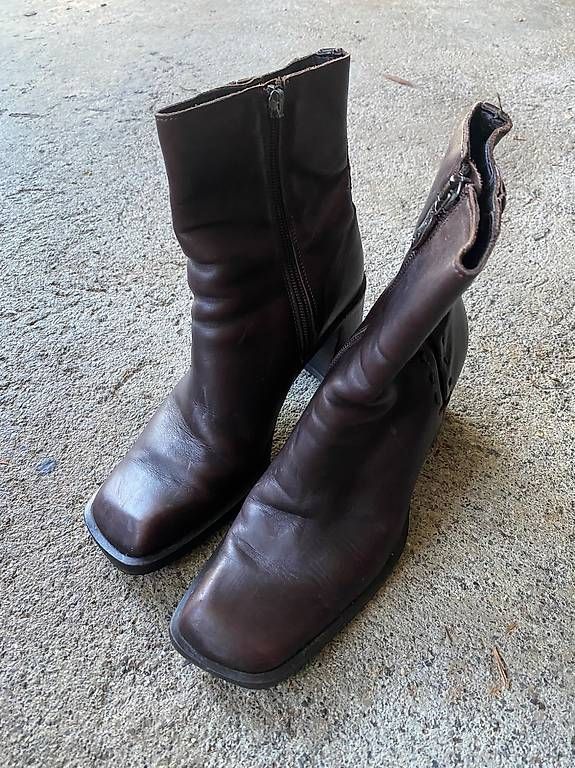 Chaussures femmes: Lederstiefeletten – D'occasion à Wohlen AG par Floflo200 1
