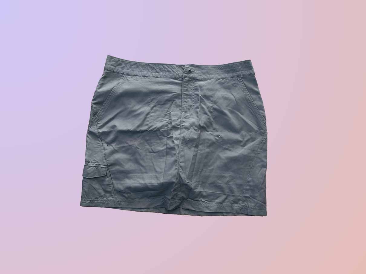 Columbia Röcke: Columbia Titanium Damen Jupe, Khaki – Gebraucht aus Zürich von Konsumware