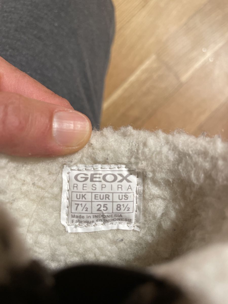 Geox Scarpe per ragazzi: Geox Respira Mädchen Winterstiefel Gr. 25 – Usato da Winterthur venduto da Tiklo 4