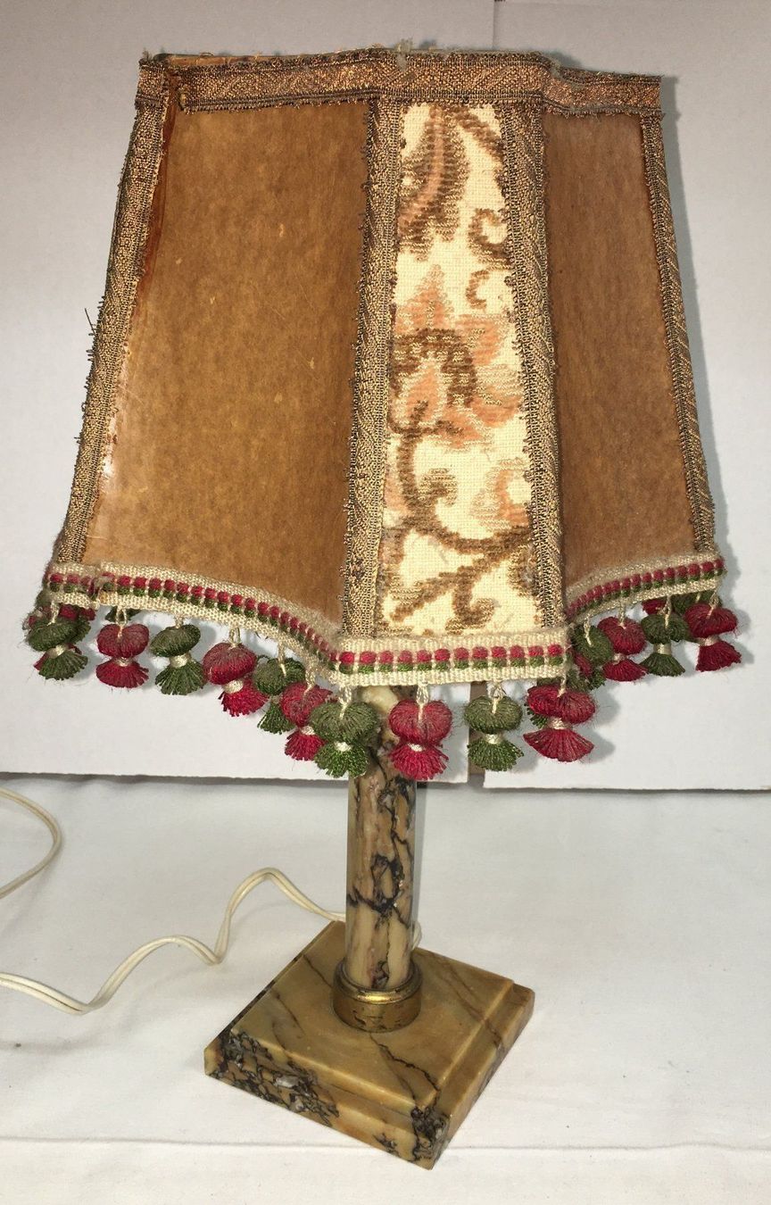 Lampade: Alte Tischlampe mit  Lederschirm(teil) – Usato da Oftringen venduto da Vucki 3