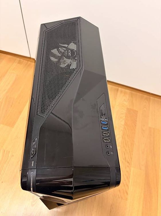 PC GAMER Fujitsu i7 xeon 3,8Ghz 16Go ssd256Go hdd2To GTX970 4Go