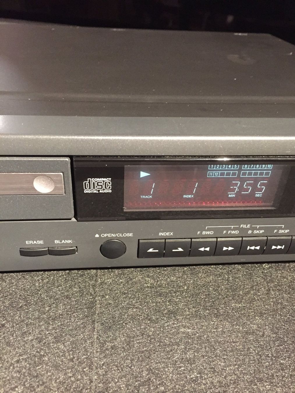 Aiwa Lettore multimediale & Streamer: Aiwa CD Player  DX-X10 – Usato da Würenlingen venduto da Schneiderhifi 2