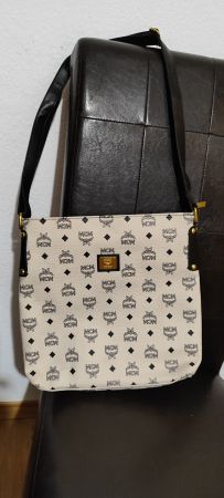 Damen Tasche neu