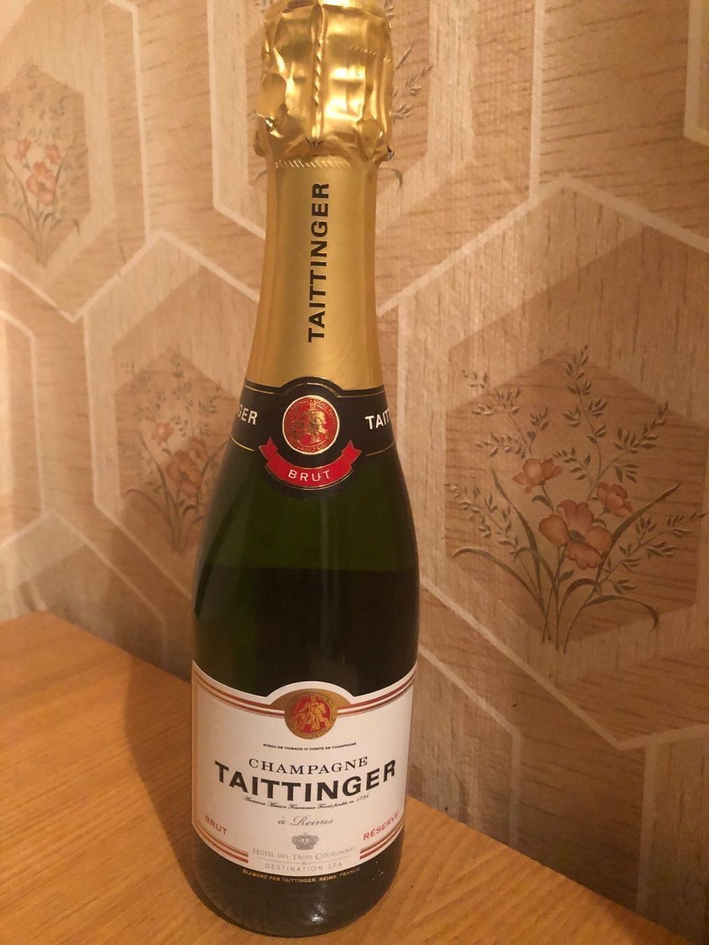 Taittinger Vino: Champagner Taittinger Brut Reserve. 3.75 – Nuovo e nell'imballaggio originale da Wald ZH venduto da mlnt 4