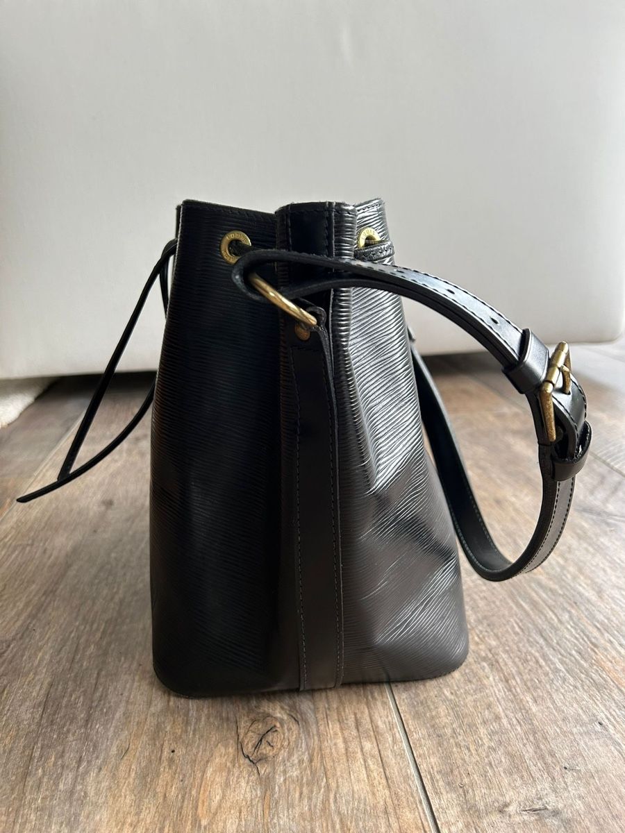 Louis Vuitton Borse da donna: LV Tasche  – Usato da Lengnau BE venduto da juliachristen 4