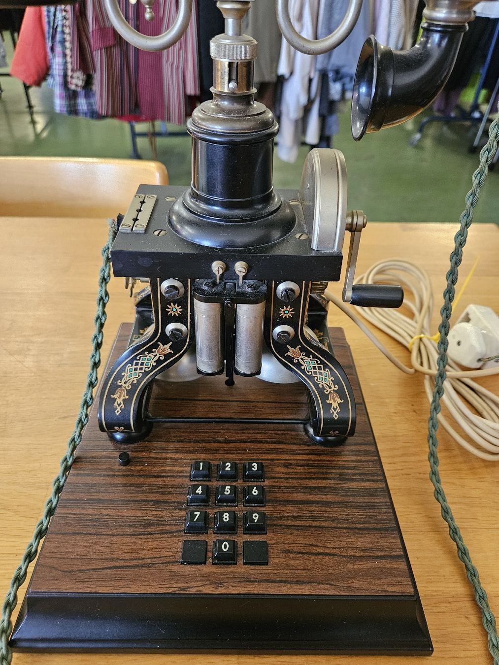 Ericsson Téléphones: L.M Ericsson Telefon Replica – D'occasion à Pratteln par Cartonsducoeur_bl 2