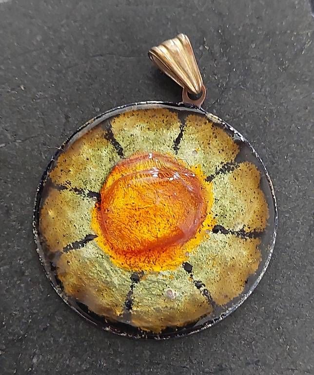 Pendentifs: Pendentif en email – D'occasion à Tschugg par uldrypr