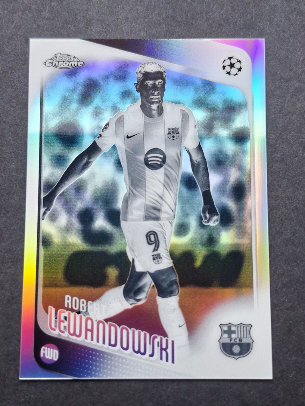 Topps Carte collezionabili: Robert Lewandowski Negative Refractor Chrome 25-26 Barcelona – Usato da Olten venduto da cweb