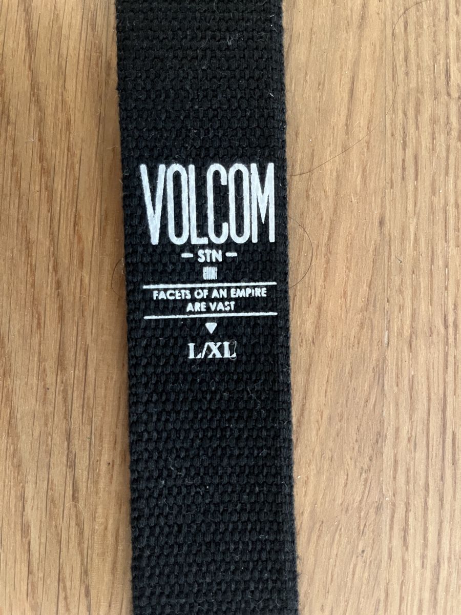 Cinture: NEU / Volcom Stoffgürtel /Gurt / schwarz /  L/XL – Nuovo e nell'imballaggio originale da Zürich venduto da Pestopasta 3