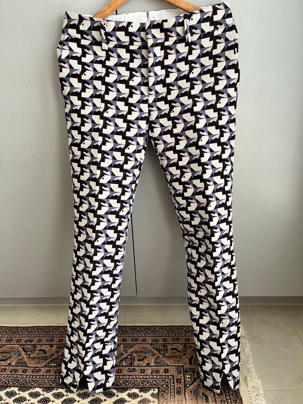 Bally Pantalons: Bally Hose mit Muster, Gr. 36, chic – D'occasion à Bonstetten par kosamui303