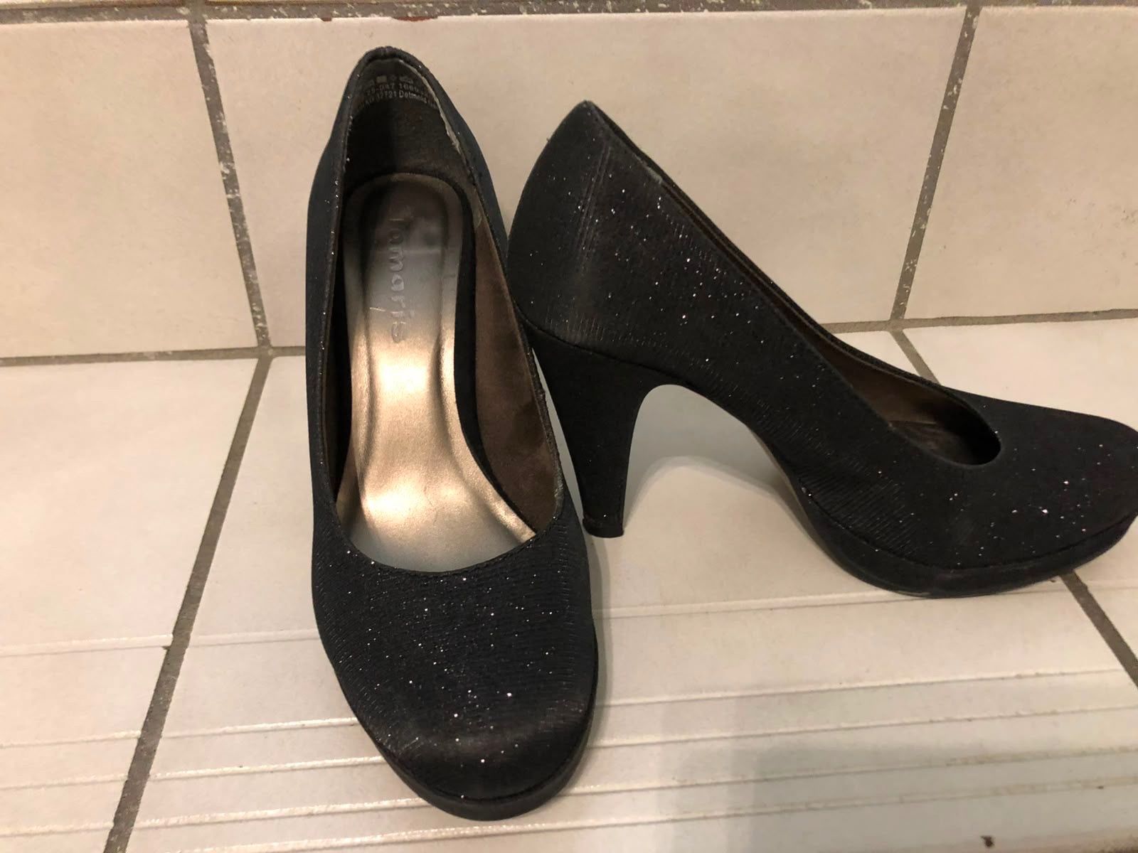 Tamaris Chaussures femmes: Scarpe eleganti tamaris – D'occasion à Losone par Simona25