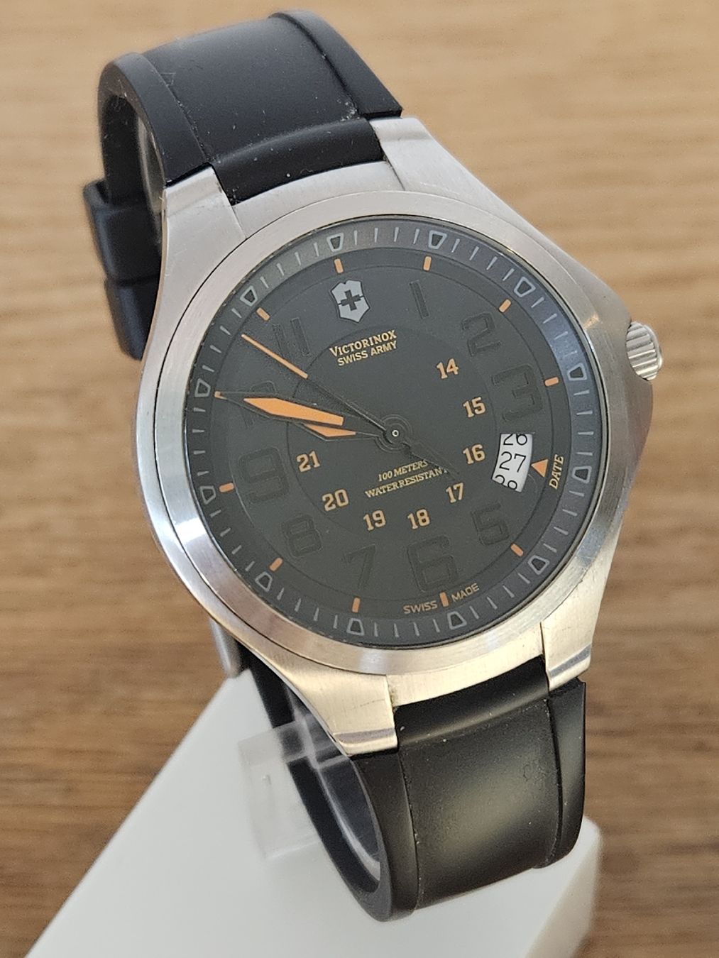 Victorinox Orologi: Victorinox Herrenuhr 40mm – Usato da Flamatt venduto da pie_f9zm 1