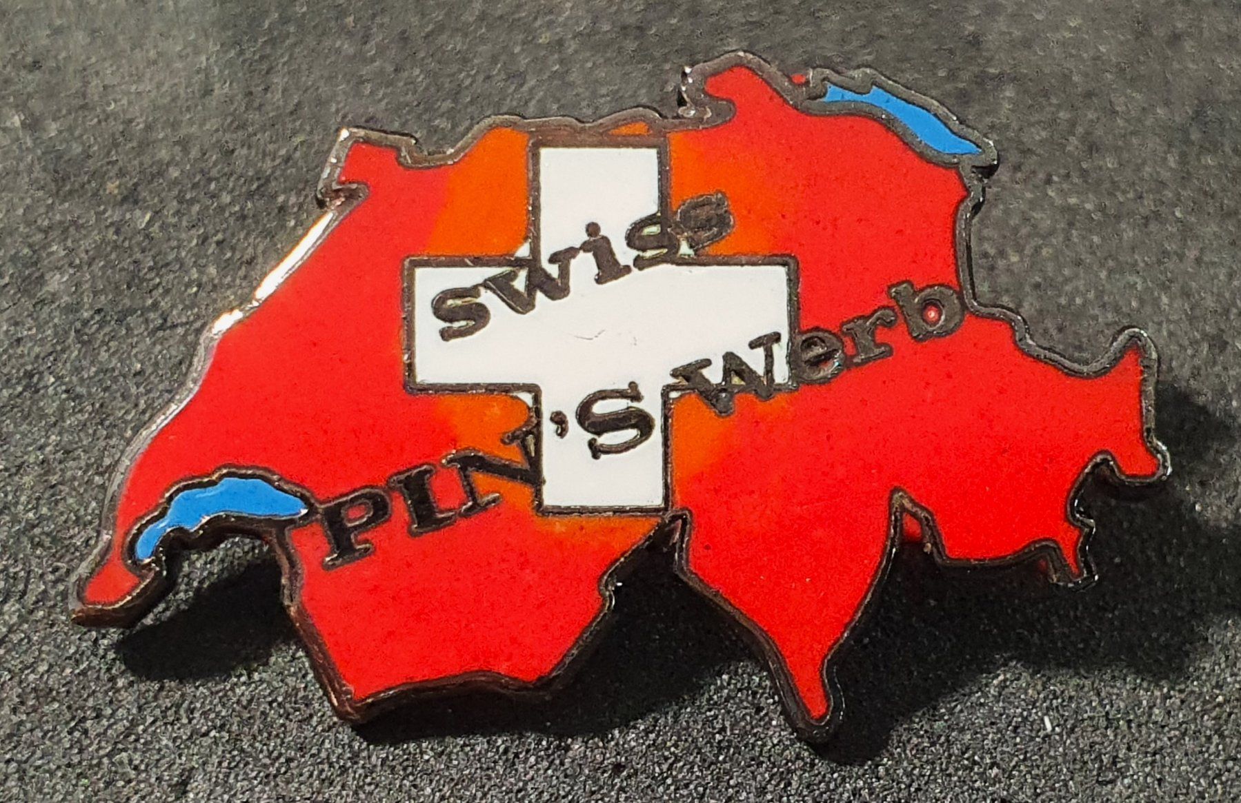 Plaketten & Abzeichen: U378 - Pin swiss Pin's Werb – Gebraucht aus Reinach BL von Boston-Verkauf 1