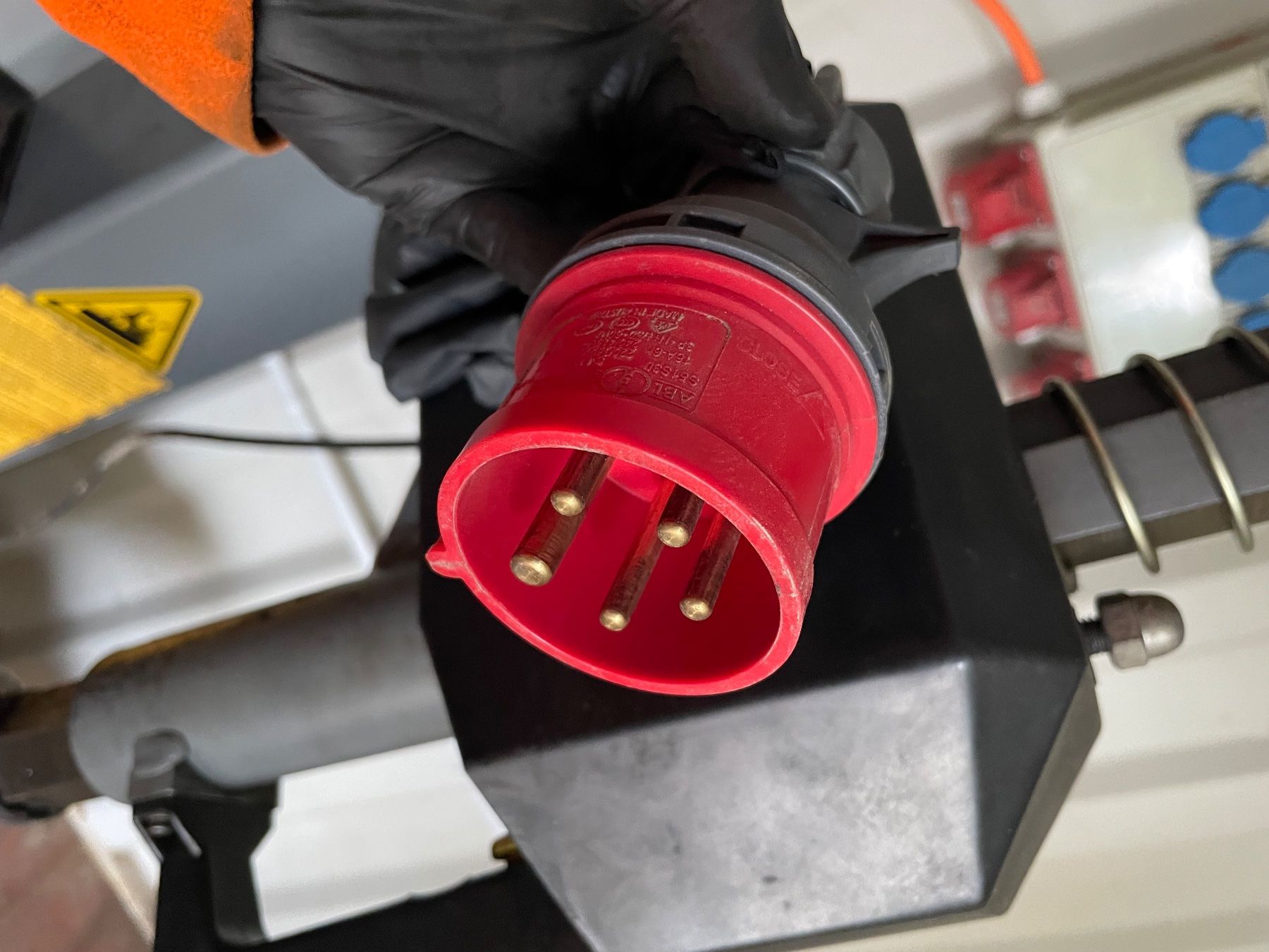 Tutte le macchine: Reifenmontiermaschine – Usato da Belp venduto da b-fankha 3