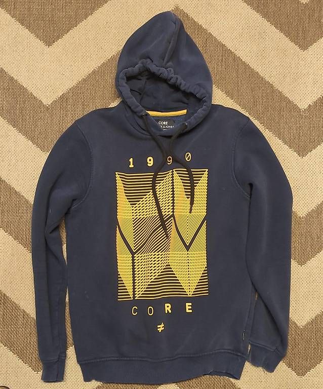 Maglioni & Felpe: Jack & Jones Hoodie Gr. S – Usato da Wolfhalden venduto da Trixi_Bella_Be