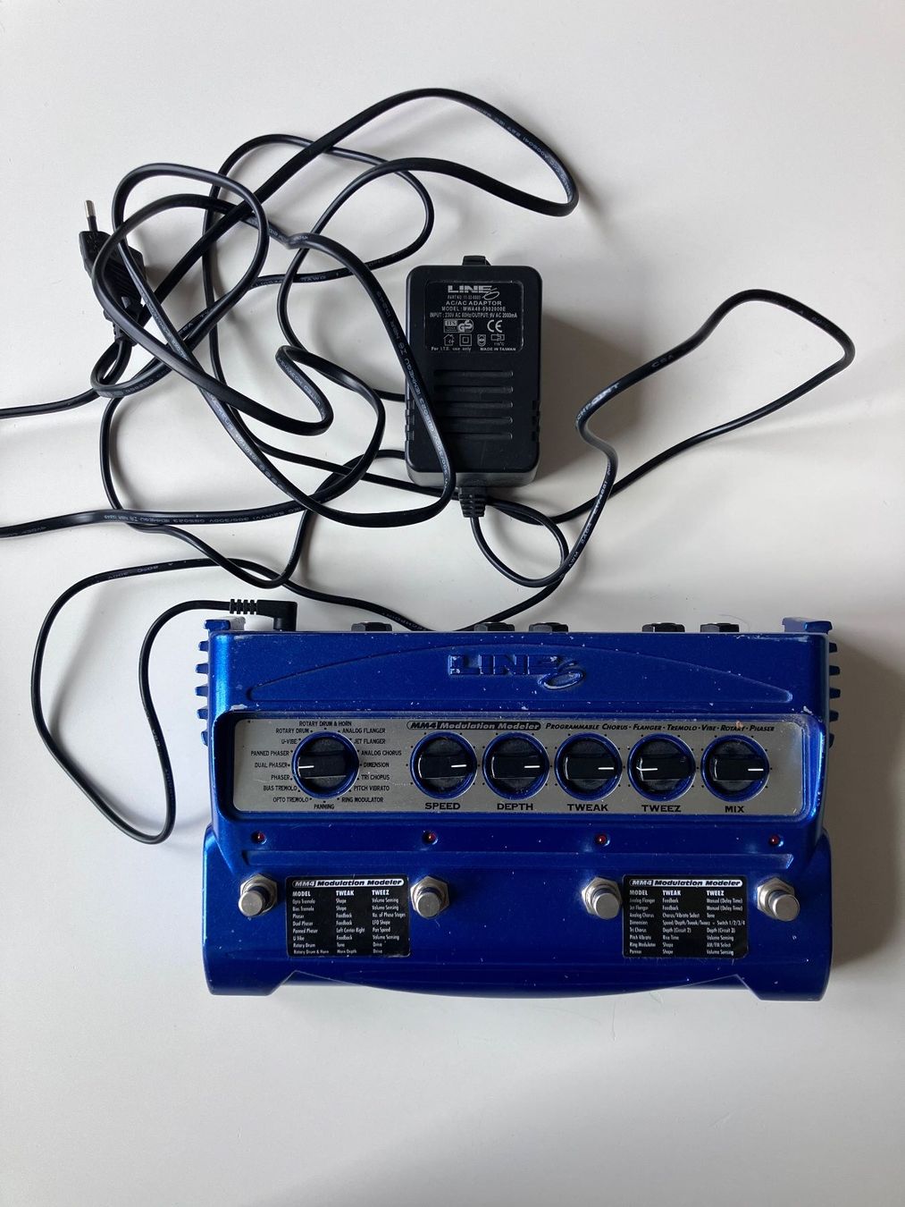 Strumenti musicali: Line 6 MM4 Modulation Modeler – Usato da Luzern venduto da Madvibe