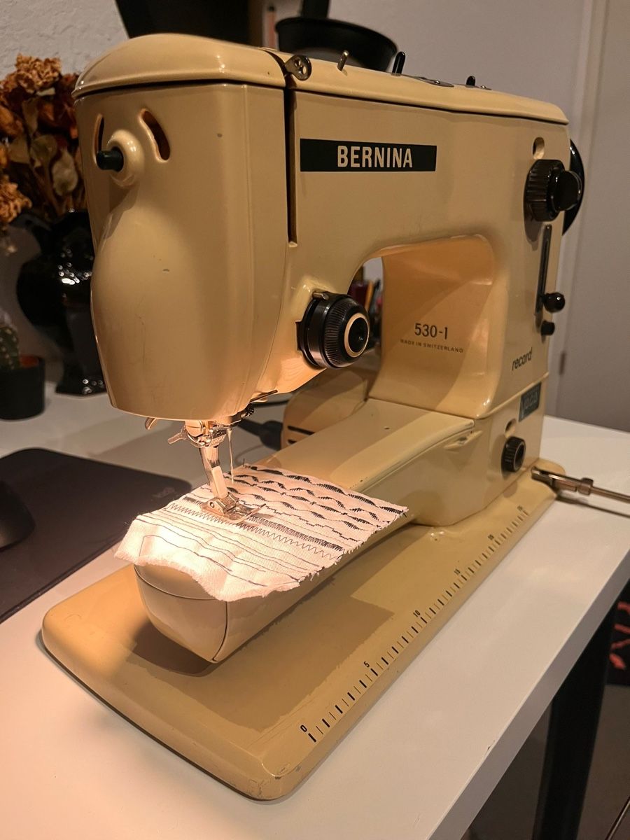 Bernina Macchine da cucire: Bernina Nähmaschine – Usato da Waltenschwil venduto da migrosicetea_ 5