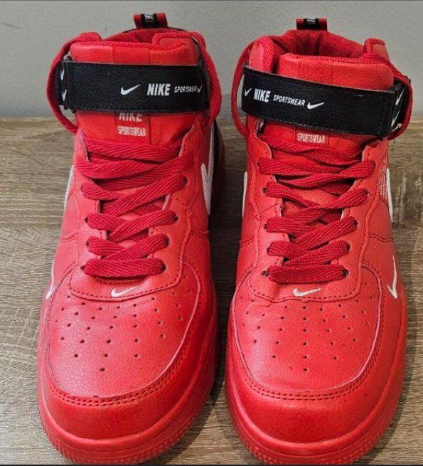 Nike Herrenschuhe: Baskets Nike Air Force 1 Mid rouge noir Taille 43 – Gebraucht aus Etoy von vin_hss9 1