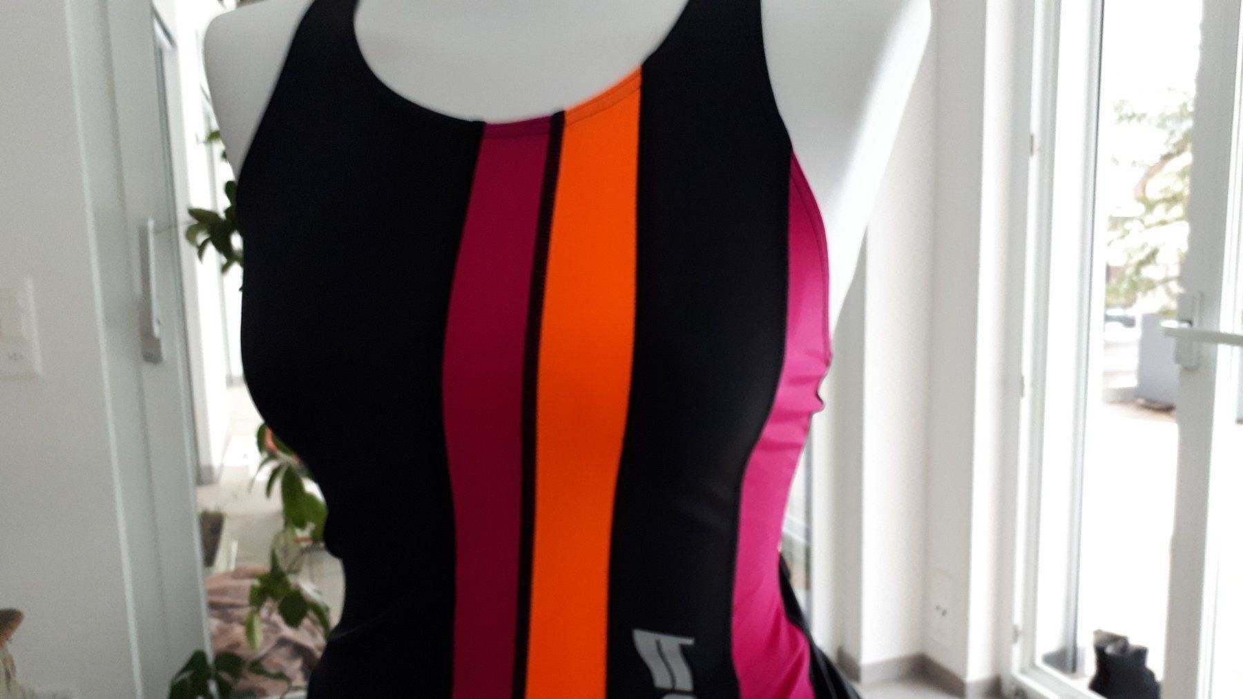 Costumi da bagno & Bikini: Damen-Badeanzug – Nuovo e nell'imballaggio originale da Mühlethal venduto da prackendorf
