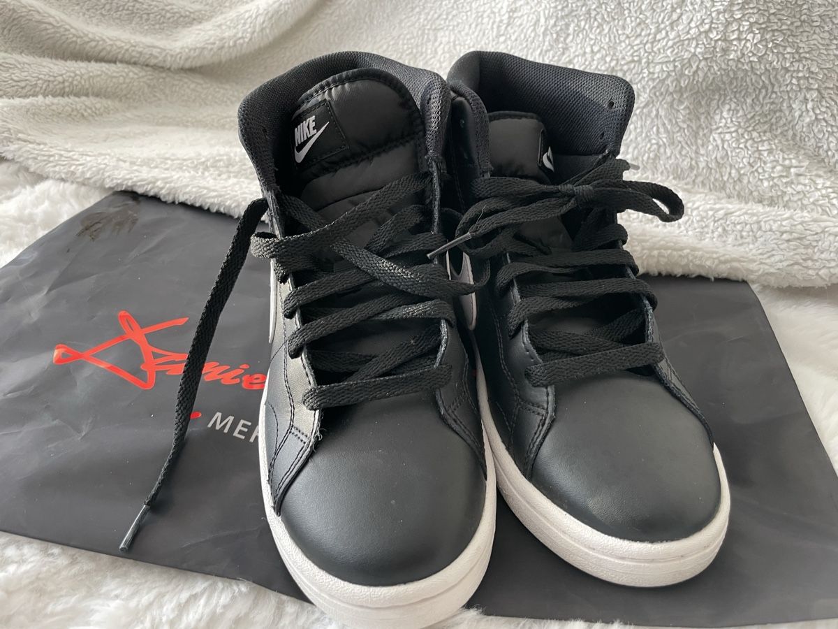 Nike Scarpe da uomo: Nike Schuhe gr 40 – Usato da St. Gallen venduto da Emifrei 2