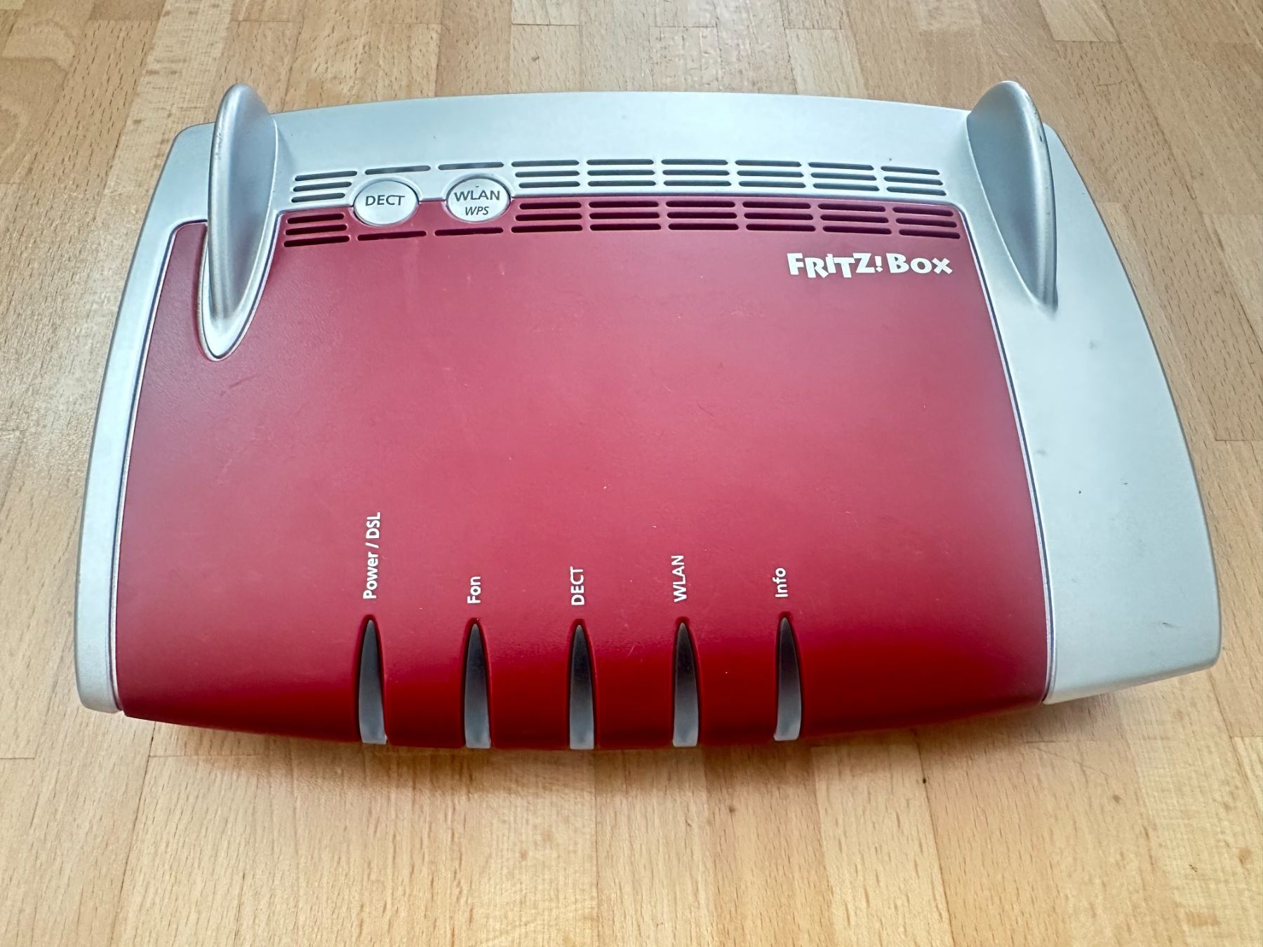 Modem & Router: FritzBox 5490 Modem/Router – Usato da Nussbaumen AG venduto da Dika-Shop 1