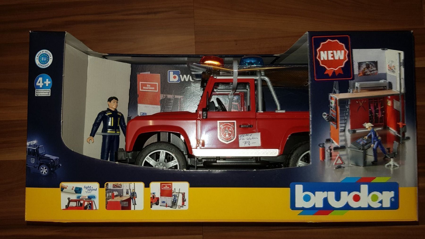 Bruder Giocattoli: Bruder Feuerwehrstation – Nuovo e nell'imballaggio originale da Schwarzenburg venduto da flamingo1970