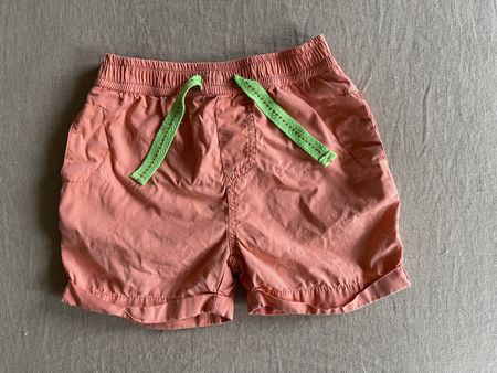 kurze Hose, Grösse 86 