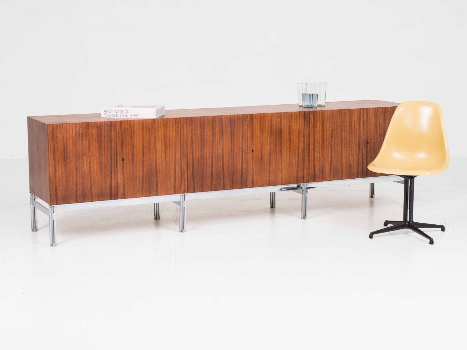Cassettiere: Schweizer Architekten Sideboard aus Palisander – Usato da Zürich venduto da STUZH38