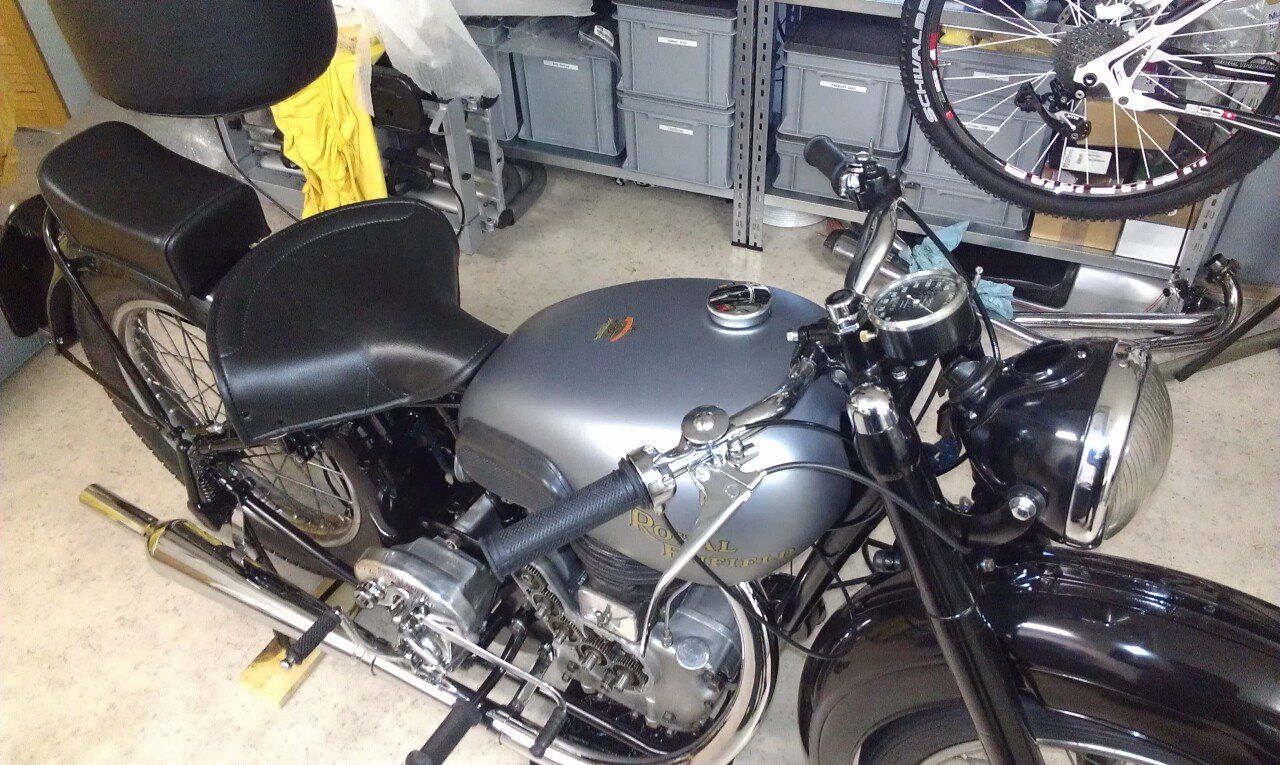 Enfield/Royal-Enfield Strada: Royal Enfield G350 – Usato da Gutenswil venduto da Riello01