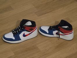 Jordan 1 Mid Multi-Color Swoosh