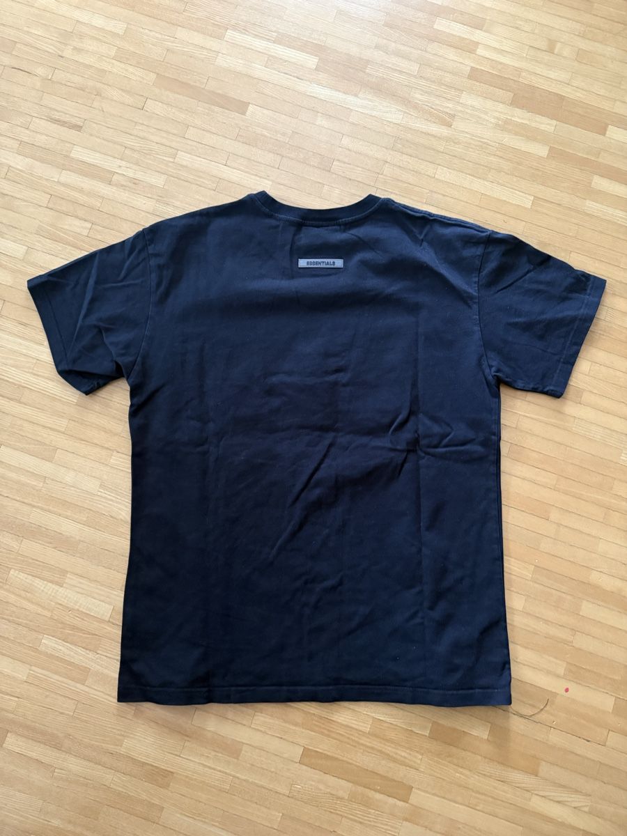 Fear of God T-shirt: Essentials Shirt Grösse L – Usato da St. Gallen venduto da LeonMatteon1879 2